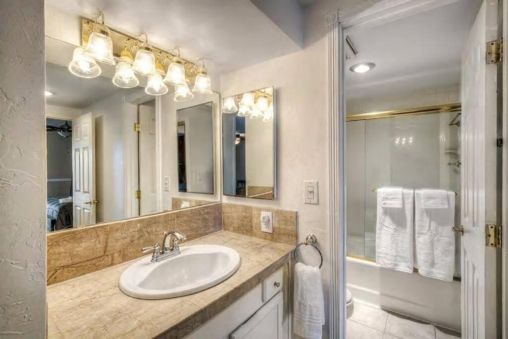 2 Bedroom Condo Heart Of Lodo W/Great View/Amenities Denver Luaran gambar